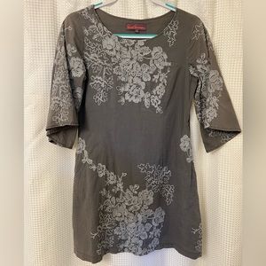 Sweet Sinammon Gray Bell Sleeve Embroidered Dress